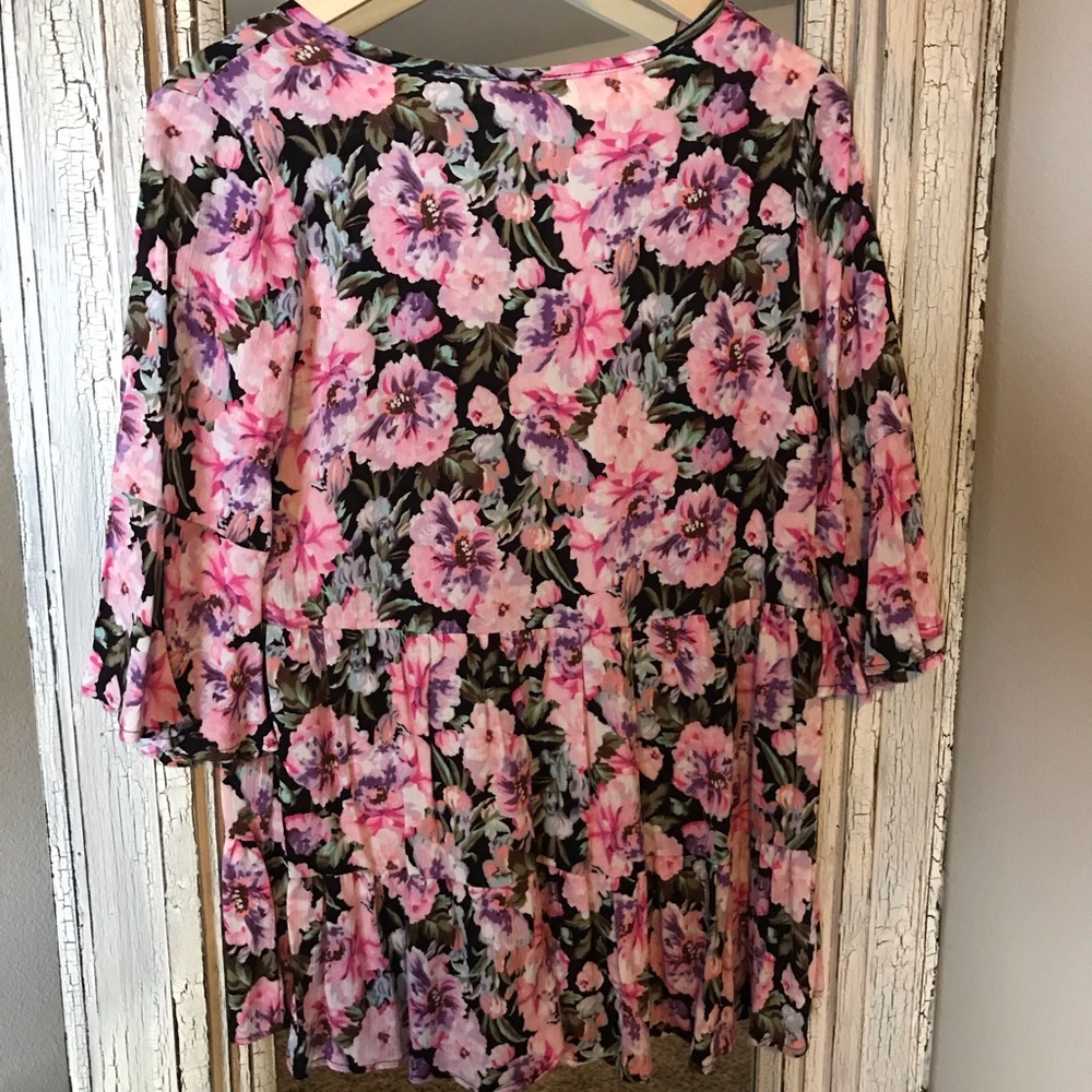 Floral blouse - Picture 4 of 4